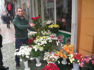 SEVGİLİLER GÜNÜ SEMBOLÜ KIRMIZI GÜL