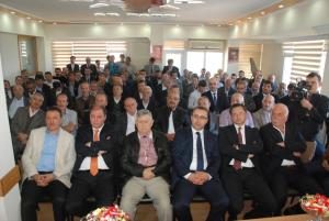 MİLLETVEKİLLERİ PARTİLİLERLE BAYRAMLAŞTI