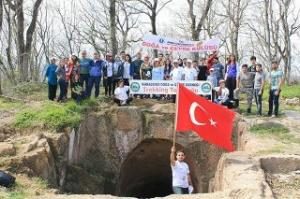 CINGIRT KAYASI ARKEOLOJİK ALANINDA ÇEVRE TEMİZLİĞİ