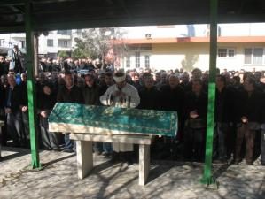 EMEKLİ ÖĞRETMEN SULTAN YAHŞİ VEFAT ETTİ