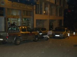 Yolu Otopark’a Çevirdiler