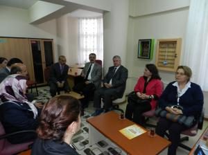 Kaymakam’dan Kız Pansiyonuna Ziyaret