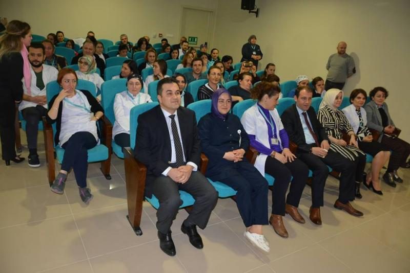 Tıp Bayramı’nı pasta keserek kutladılar