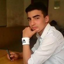 ÖĞRENCİYE ARABA ÇARPTI