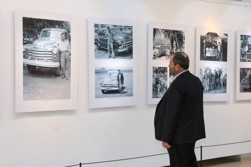 ‘Onun arabası var’ fotoğraf sergisi açıldı
