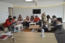Esnaflara Kitap Dağıttılar