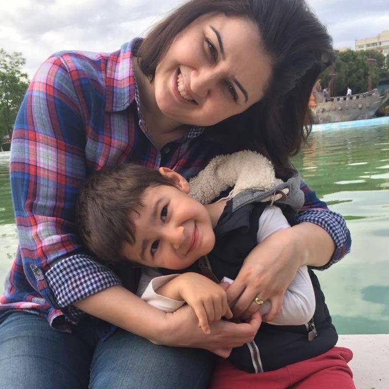 Kadın avukat otel odasında ölü bulundu
