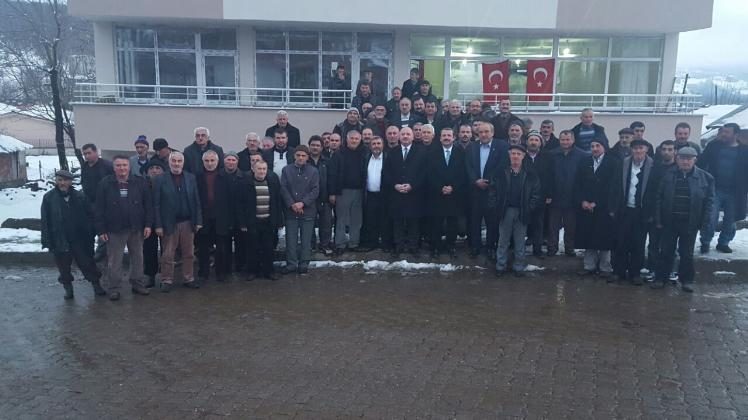 Metin Gündoğdu ilçelerde gezip dolaşıyor