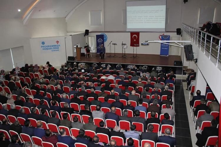Erten: “Peygamberimizin en büyük mücadelelerinden biri kadın hakları mücadelesi olmuştur”