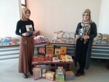 "1000 GENCE 1000 KİTAP" PROJESİNDE KİTAP SAYISI 900'E ULAŞTI