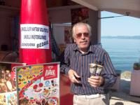 ENGELLİ VATANDAŞLARA BEDAVA DONDURMA